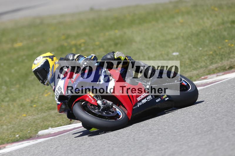 /15 22.05.2026  Plüss Moto Sport  Discover the Bike ADR /Gruppe rot - Race 3/386